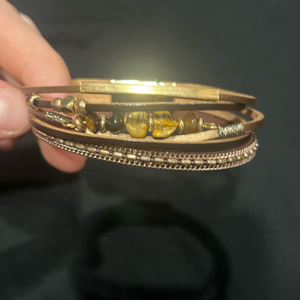 Elegant Gold and Brown Leather Magnetic Bracelet